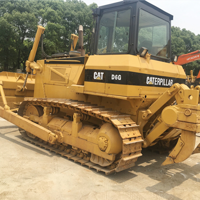 Bulldozer D6G usado