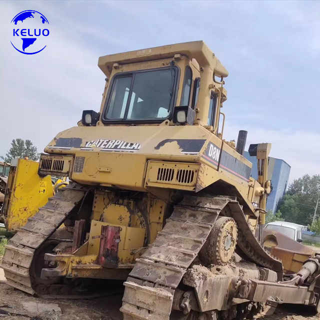 Bulldozer CAT-D8N usado