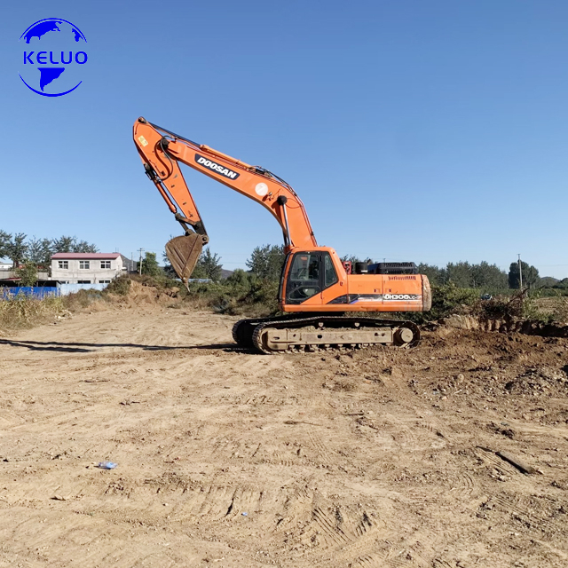 Escavadeira Doosan Dh300lc-7 usada