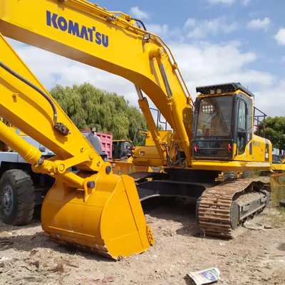 Escavadeira Komatsu Usada